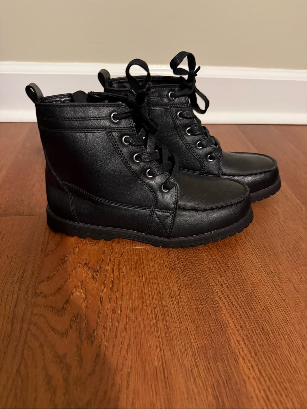The Children's Place Boys Black Faux Leather Lace Up Boots Size 3 back to school